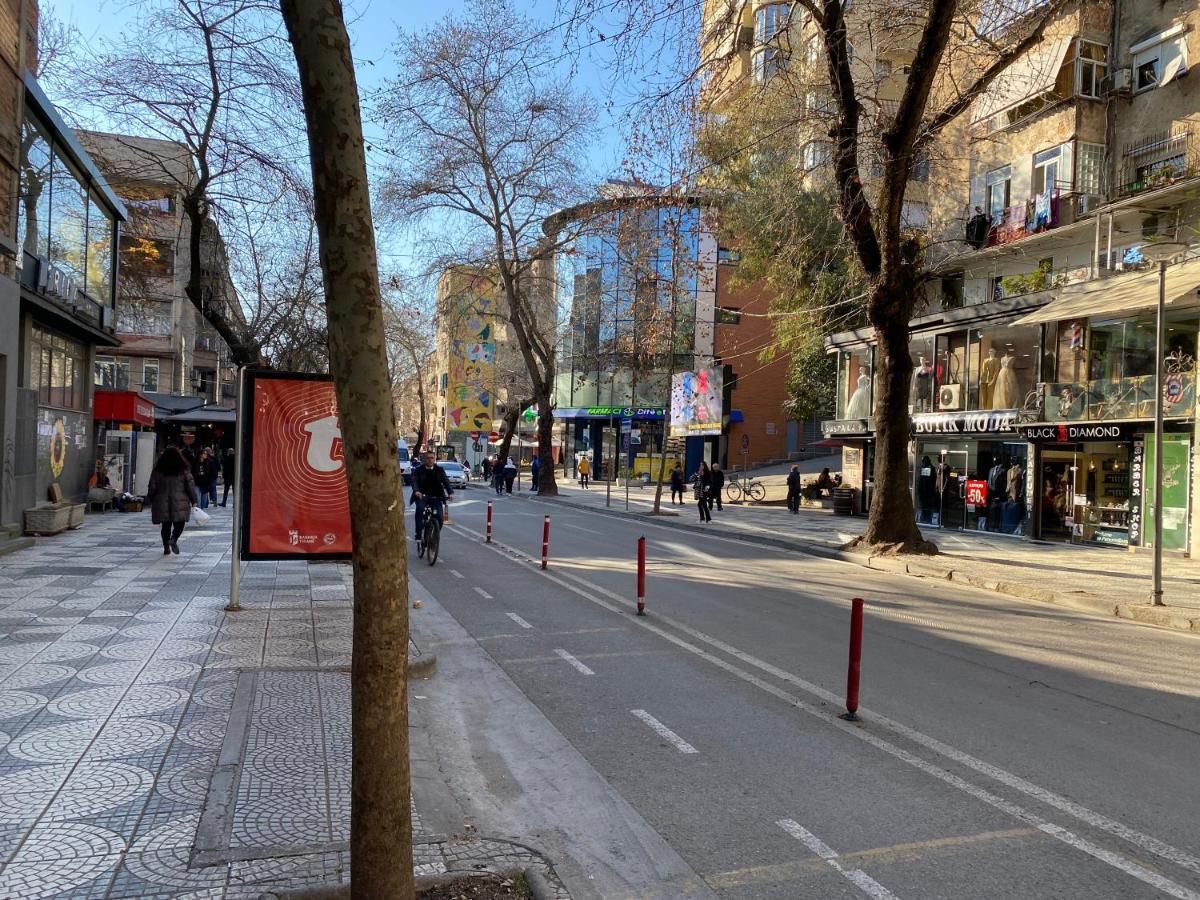 Bricks Studio Apartments Tirana Zewnętrze zdjęcie