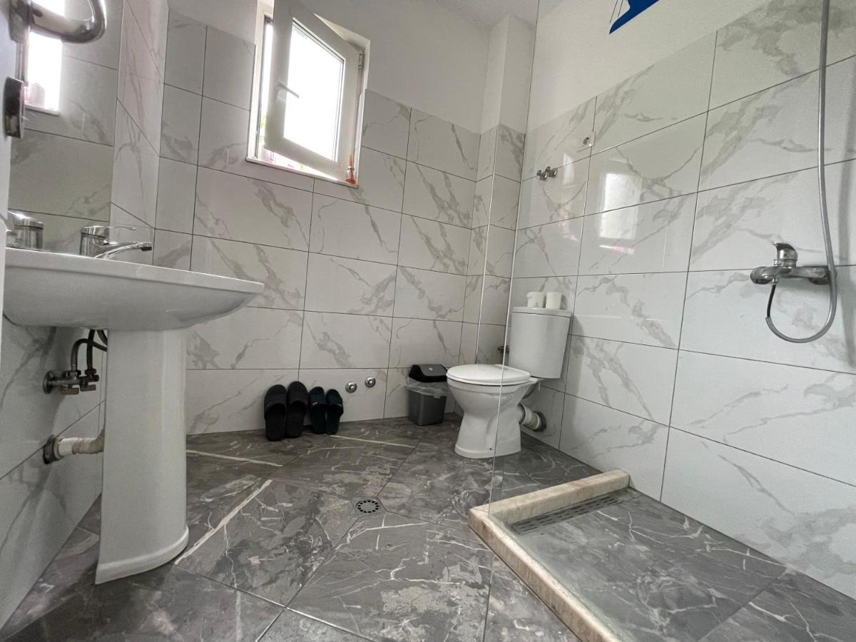 Bricks Studio Apartments Tirana Zewnętrze zdjęcie