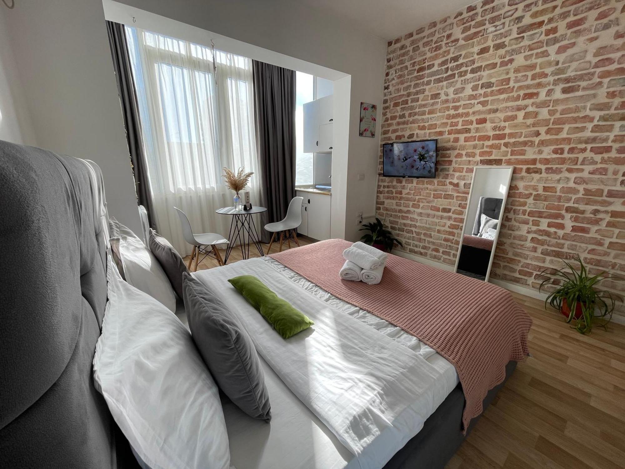 Bricks Studio Apartments Tirana Zewnętrze zdjęcie