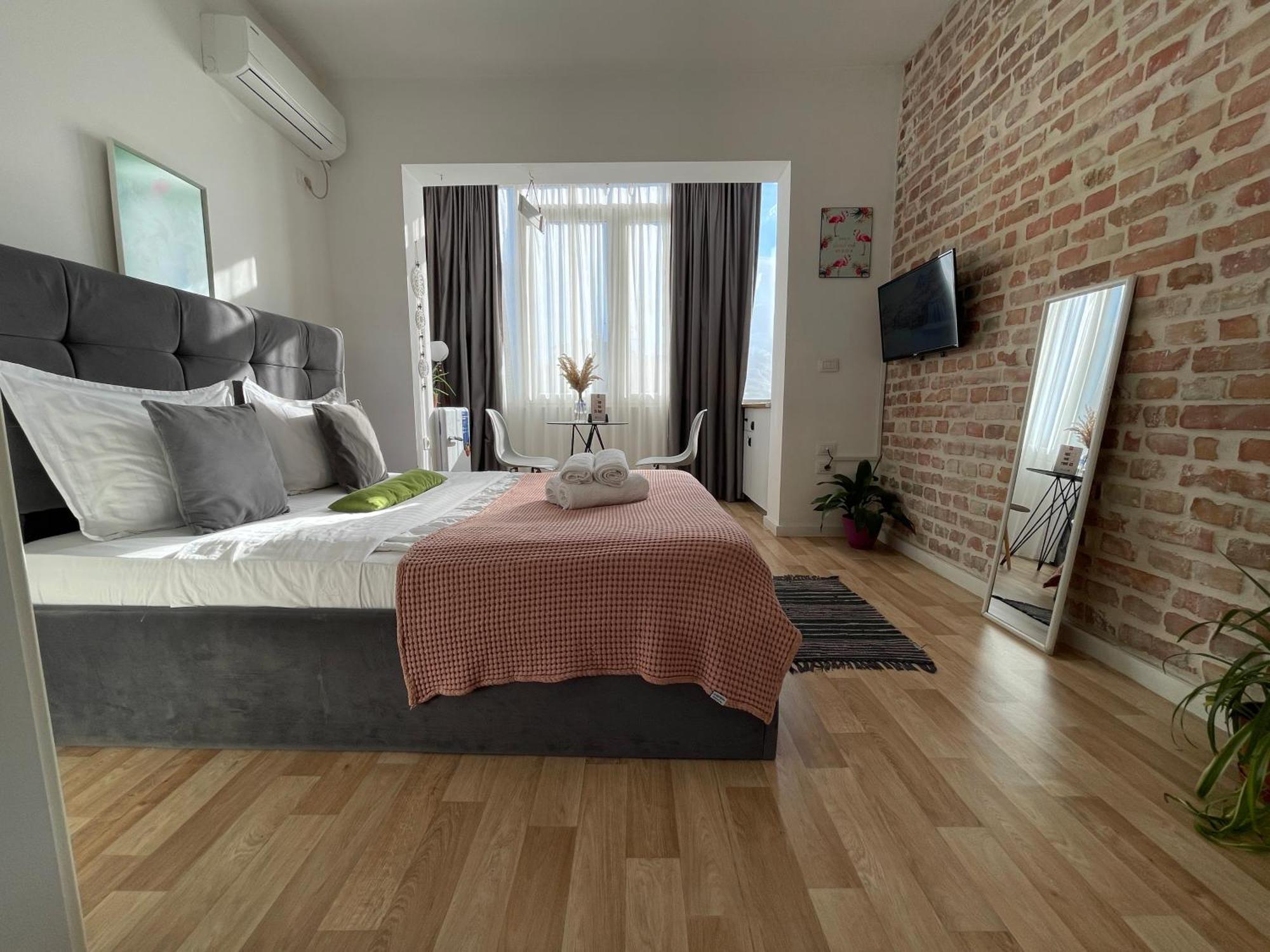 Bricks Studio Apartments Tirana Zewnętrze zdjęcie
