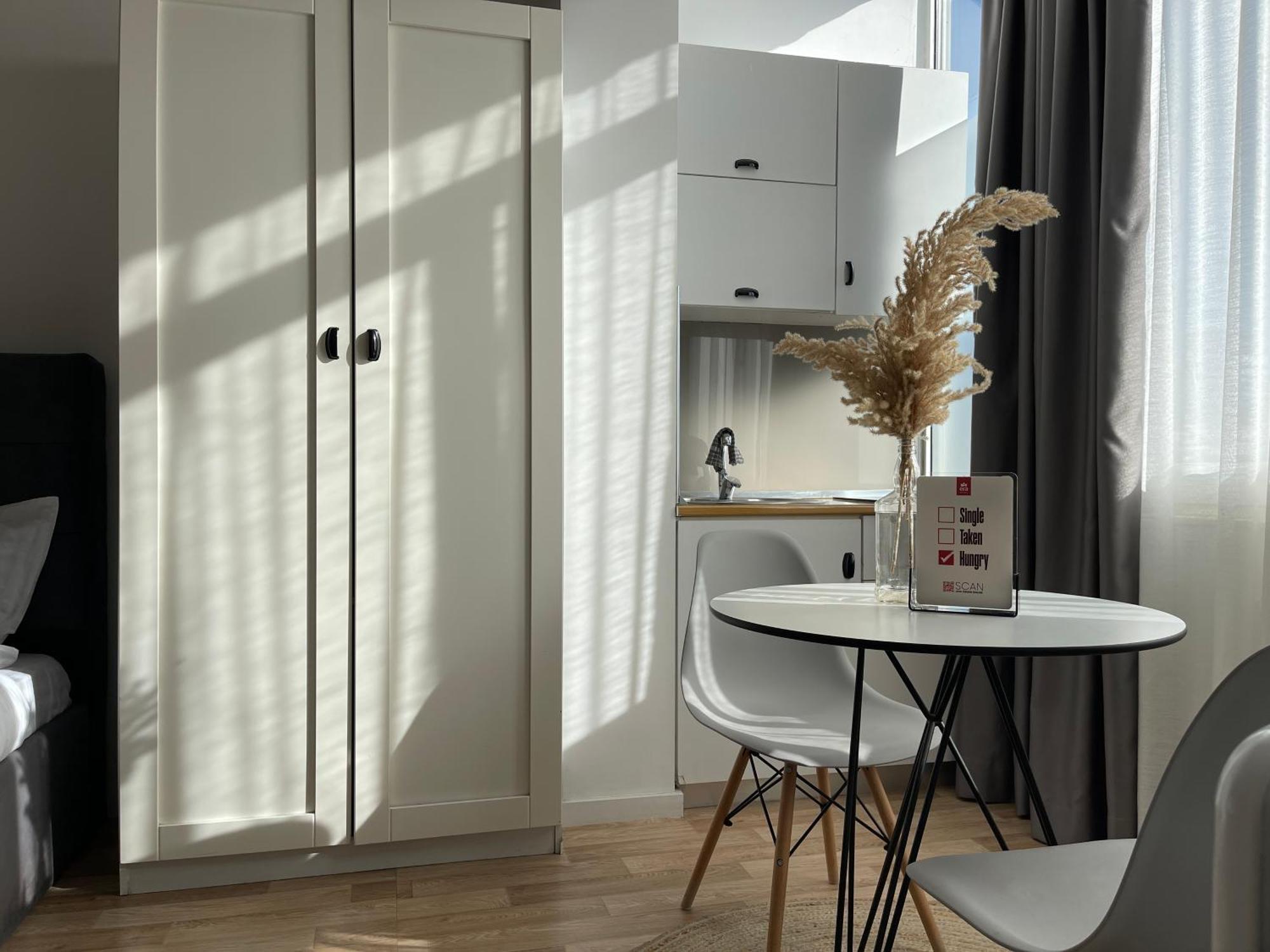 Bricks Studio Apartments Tirana Zewnętrze zdjęcie