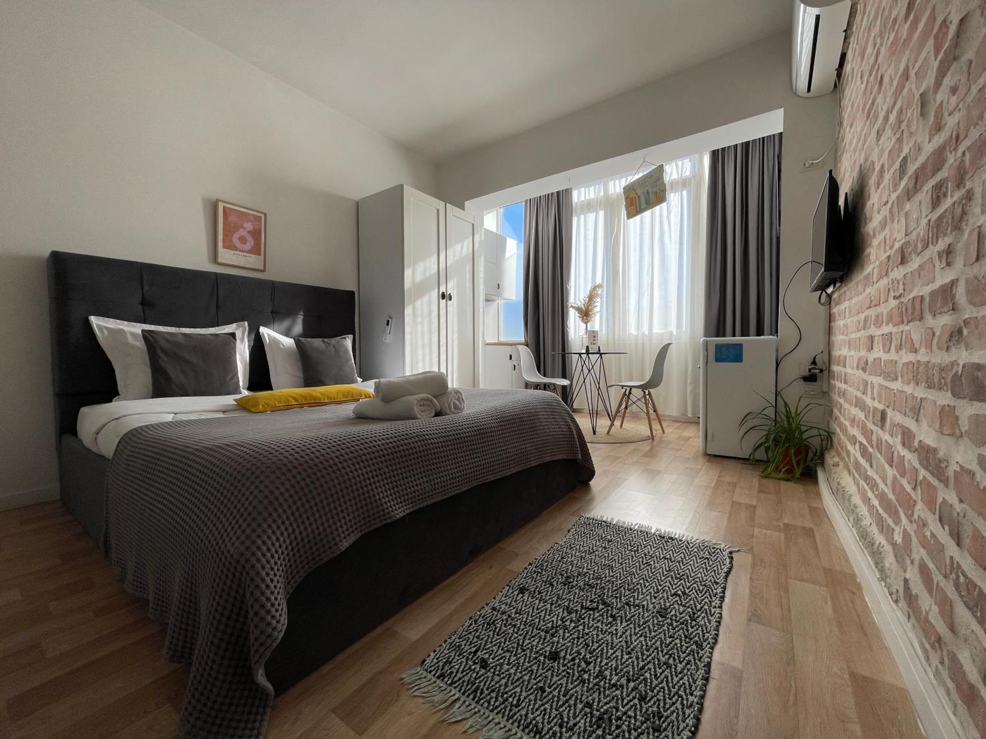 Bricks Studio Apartments Tirana Zewnętrze zdjęcie